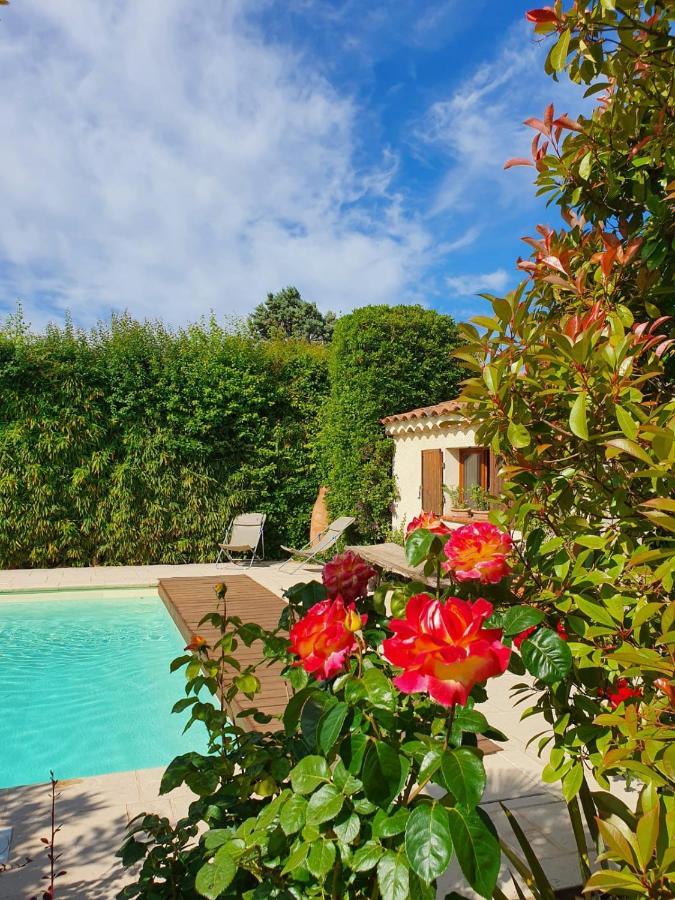 La Cabane Du Pesquier En Provence Комон-сюр-Дюранс Екстер'єр фото